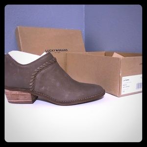 Lucky Brand Booties SZ 8